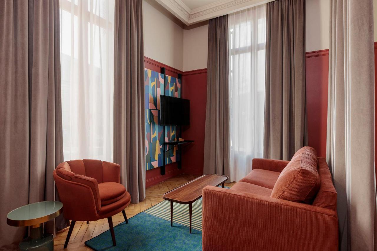Hotel Corneille - Entree Autonome, Reception En Ligne - Encore Mieux Τουρ Εξωτερικό φωτογραφία