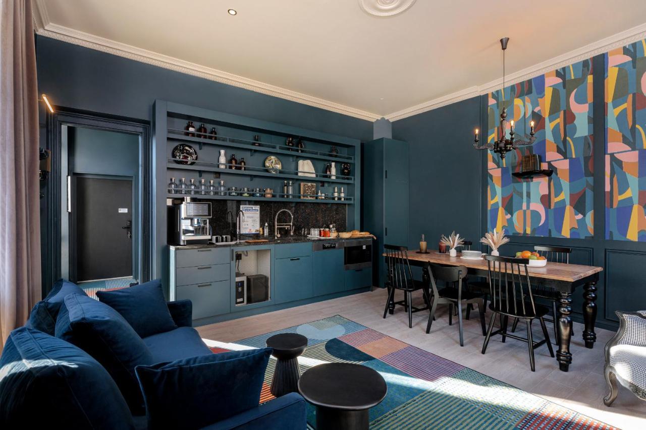 Hotel Corneille - Entree Autonome, Reception En Ligne - Encore Mieux Τουρ Εξωτερικό φωτογραφία