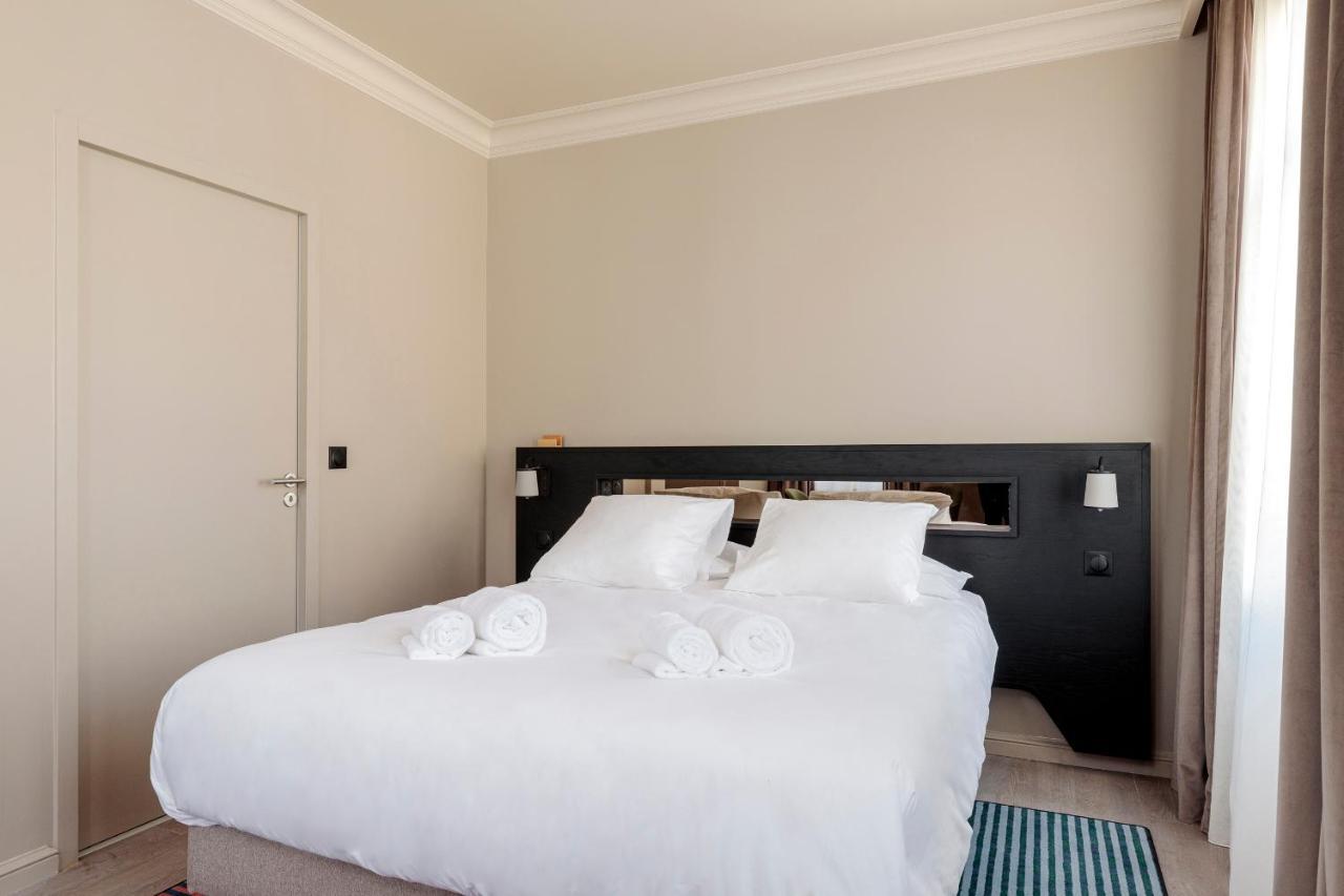 Hotel Corneille - Entree Autonome, Reception En Ligne - Encore Mieux Τουρ Εξωτερικό φωτογραφία